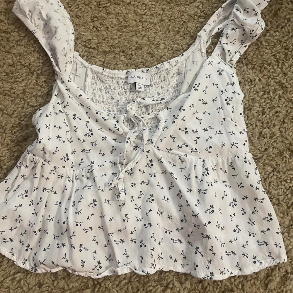 La Hearts White and Black Floral Blouse
